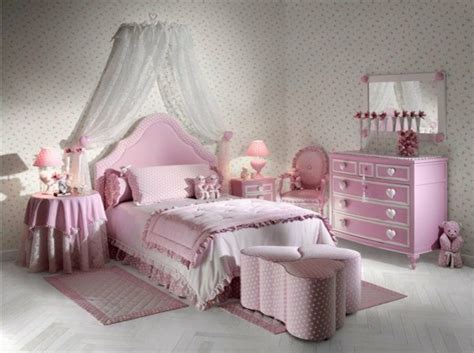 Déco chambre ado fille des idées. Décoration d'une chambre de petite princesse - Archzine.fr