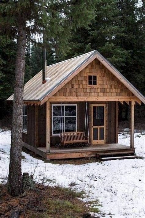 So Cute Small Log Cabin Tiny House Cabin Small Cabin