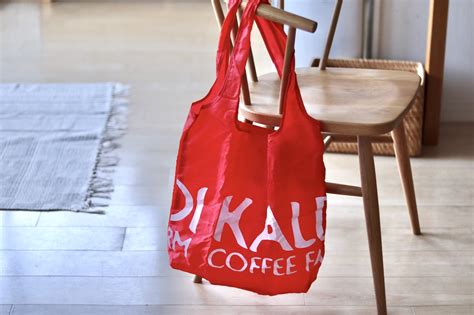 Check spelling or type a new query. 【カルディ】大人気すぎる250円エコバッグは全色欲しい ...