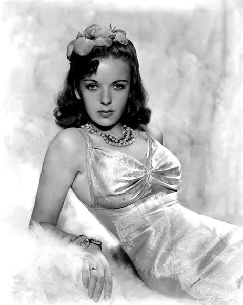 Ida Lupino Hollywood Fashion Old Hollywood Glamour Golden Age Of Hollywood Hollywood Actor
