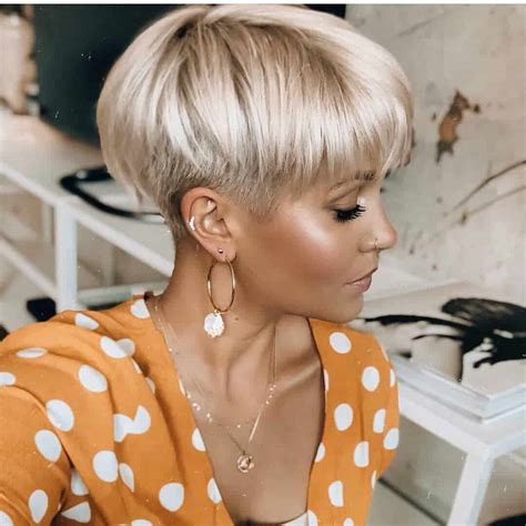 No doubt, hairstyles 2020 have a lot of heart and soul in them. Short haircuts for women 2019: Trends and Tendencies ...