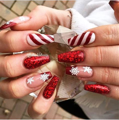 20 Festive Christmas Nail Designs For 2020 The Glossychic