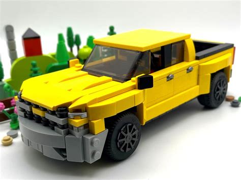 Lego Moc Chevrolet Silverado Yellow By Ibrickeditup Rebrickable