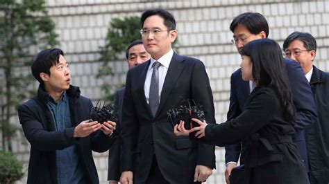 South Korea Seeks Arrest Of Samsung Heir In Succession Probe India Today