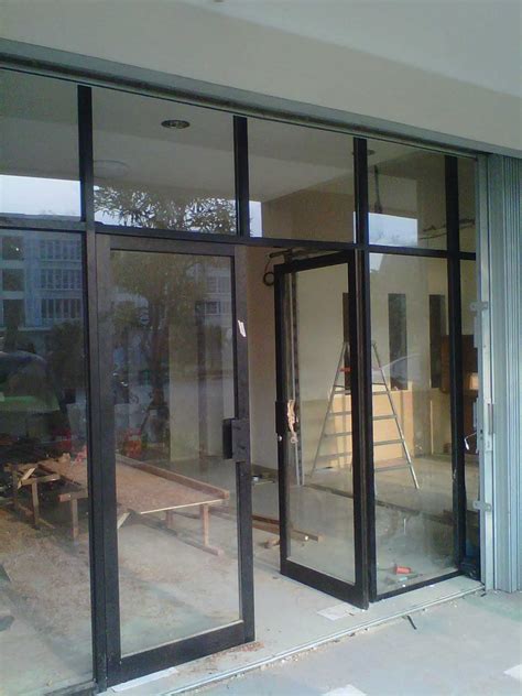 Pintu sliding 4 daun upvc conch. spesialis alumunium dan kaca: pintu kaca semarang