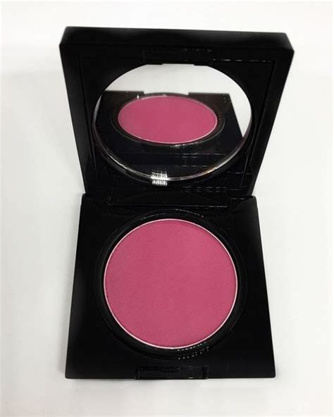 Luxury Blush Best Makeup Products Cool Makeup Looks Simple Eye Makeup