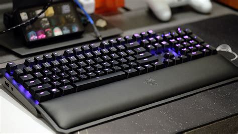 Also you can turn the brightness of the lights all the way down by holding the to change it add all of the layers you desire. Razer Blackwidow Elite Chroma Review | Mechanical Keyboard ...