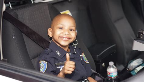 Houston Police Department Welcomes Pint Sized New Officer Tmc News