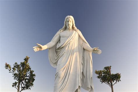 Christus Miracle Statue Forest Lawn