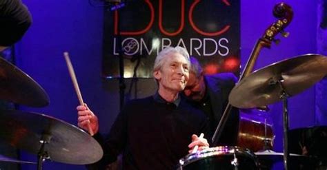 Try your hand at the poker of dice games, roll your dice and look for pairs, 3 of a kinds, full houses and straights. Rendez-vous avec Charlie Watts, le batteur des Rolling ...