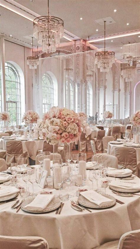 40 WEDDING TABLE DECORATION IDEAS - Simple Wedding Decoration Ideas | Founterior
