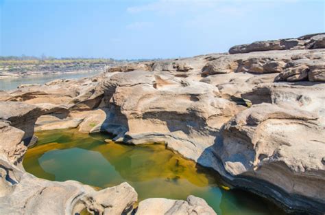 Sam Phan Bok Ubon Ratchathani De Tailandia Foto De Stock Y Más Banco De