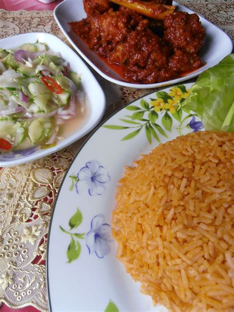 7 cawan beras, bermakna air 8 cawan. DIARI DIELA: Nasi Tomato