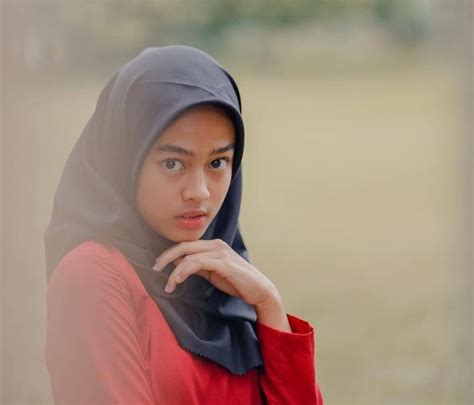 Potret Aktris Muda Berhijab Di Ramadan Kali Ini Bikin Adem My XXX Hot Girl