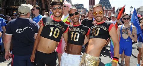 Frankfurt Gay Pride 2019 Hot German Guys In A City That Loves To Party