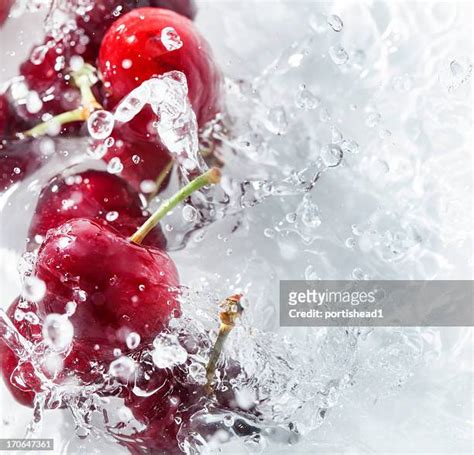 Cherry Juice Splash Photos And Premium High Res Pictures Getty Images