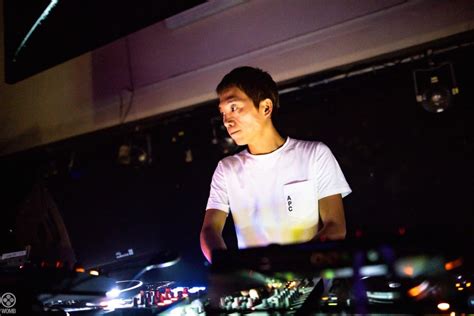 Mother Presents Sasha Supported By Cocalero Photo Womb