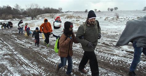 Fast alle bundesländer erleichtern mittlerweile das. Slowenien verschärft Einreise für Flüchtlinge | kurier.at