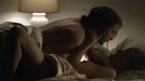 Rachel Brosnahan And Kate Lyn Sheil Nude Lesbian Sex Scene Fappenist