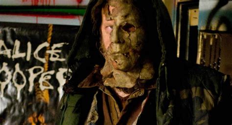 Rob Zombies Halloween Ii Is A Product Of Its Time With A Modern Twist