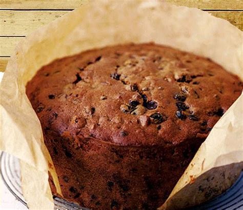 Patricks day or simply take a trip to the emerald isles with these traditional irish dinner, dessert and drinks recipes from food.com. Irish Food Guide Blog: My Traditional Irish Christmas Cake