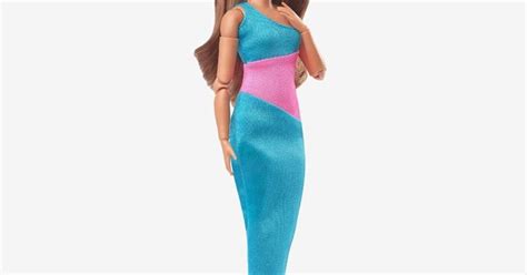 Mattel Barbie Signature Looks Short Doll With Brunette Ponytail