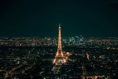 Hd Wallpaper Eiffel Tower At Night Eiffel Tower In Paris During Night Time Wallpaper Flare