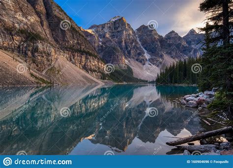 Moraine Lake At Sunset Stock Photo Image Of Lake Banff 160904696