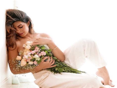 Jacqueline Fernandez Goes Topless In Gratitude Post As She Hits