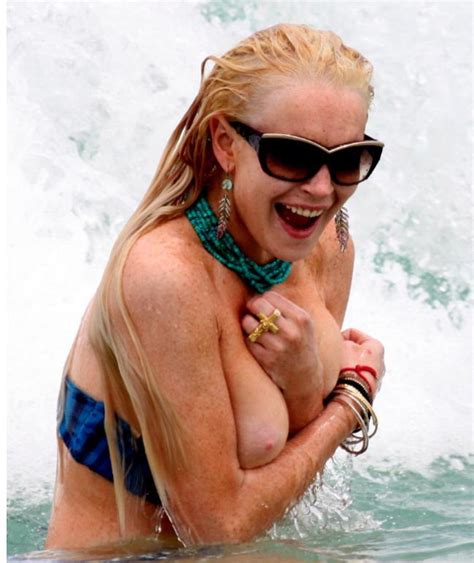Naked Lindsay Lohan In Beach Babes