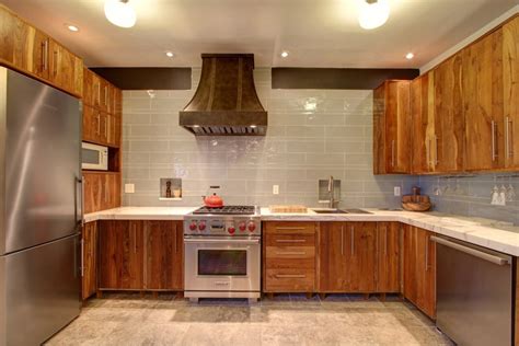 This kitchen is what sold me on. Furniture » BEC Green