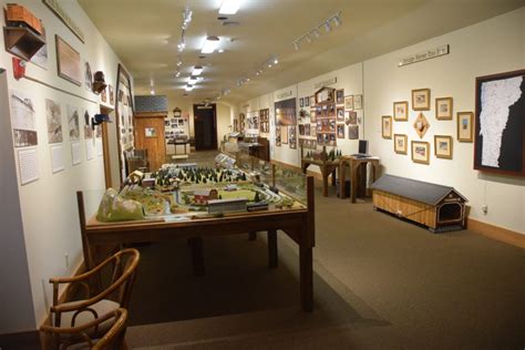 Covered Bridges Go Upscale At Bennington Vt Art Museum Road Trips