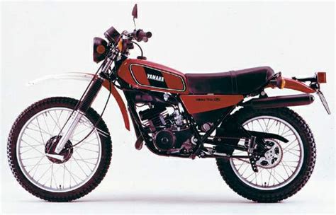Had a yamaha dt 125 growing up and a suzuki ts 185 a few years ago. Yamaha DT 125