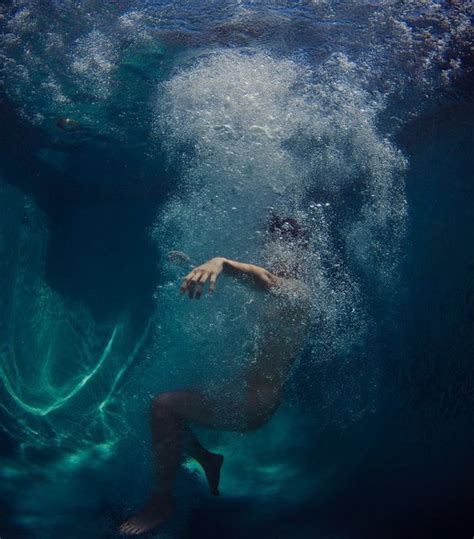 Pin By Kiselv Band On Sexy Underwater Underwater Photos Underwater