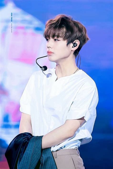 Park ji hoon (박지훈) position: ☼WANNA ONE☼ Park Jihoon | Selena gomez, Orang, dan Shawn ...