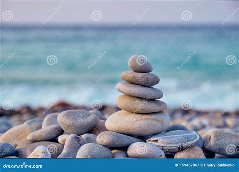 Zen Balanced Stones Stack On Beach Stock Image Image Of Pile Serene