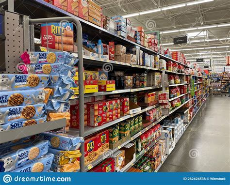 Walmart Thanksgiving Shoppers Snack Aisle Editorial Stock Photo Image
