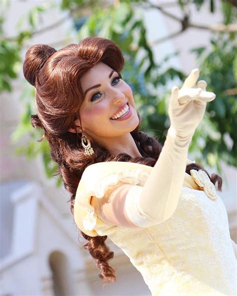 Pin By 1trh1 On Disney Belle Beauty And The Beast Belle Cosplay