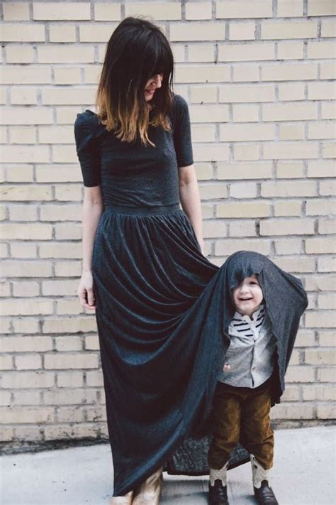 20 Fotografías De Mamás Hermosas Y Sus Felices Hijos Varones Dresses