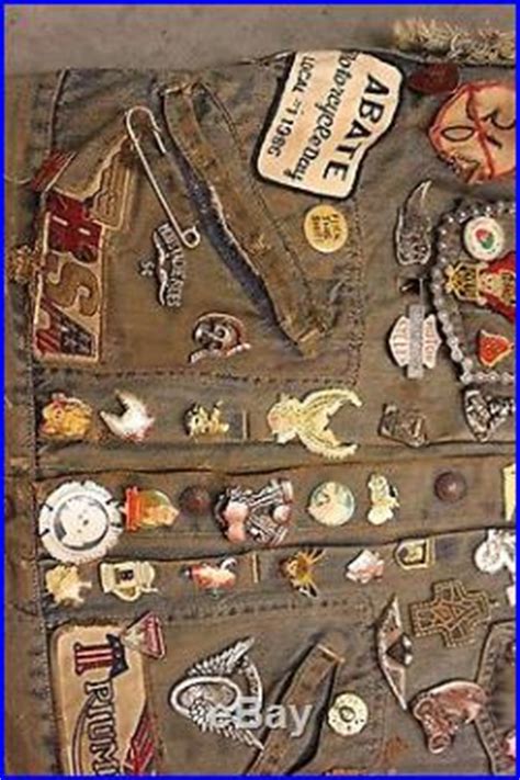 Fraser motorcycles uses cookies to improve and personalise your shopping experience and to improve our services. VINTAGE LEVIS HARLEY DAVIDSON MOTORCYCLE BIKER BIG E CHOPPER VEST PATCHES PINS | Mens Vintage ...