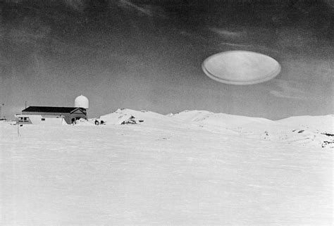 Ufo Sighting Photos Unexplained Pictures From History Time