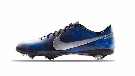 Cristiano Ronaldo Signs Lifetime Deal With Nike - SoccerBible
