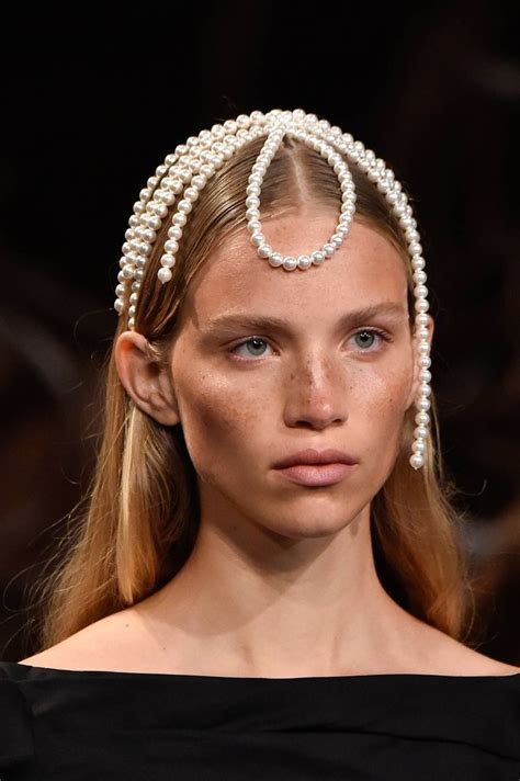 These Will Be The 6 Biggest Hair Trends To Try This Spring Jewelry