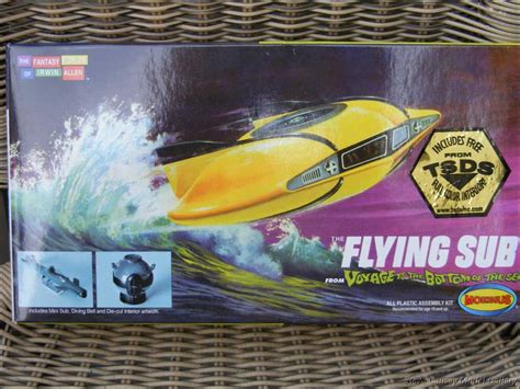 Moebius Models Mini Flying Sub Kit