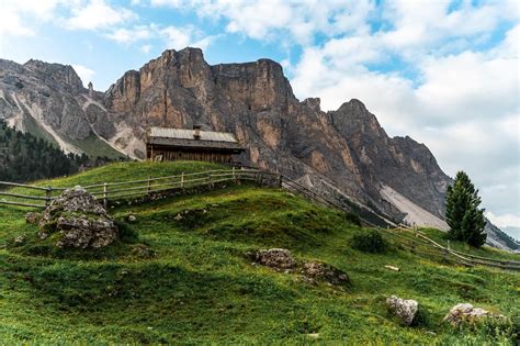 A Guide To Hiking Seceda Dolomites Taverna Travels