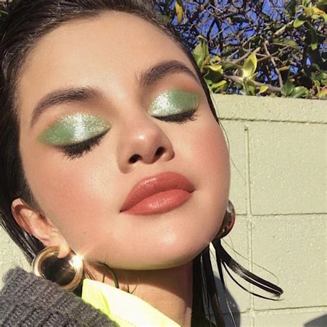 25 Best Green Eyeshadow Shades And How To Wear Them