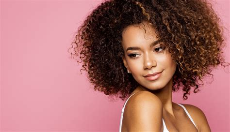 10 How To Style Curly Hair In The Shower