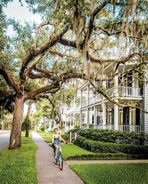 Best Small Towns In The South Southern Living
