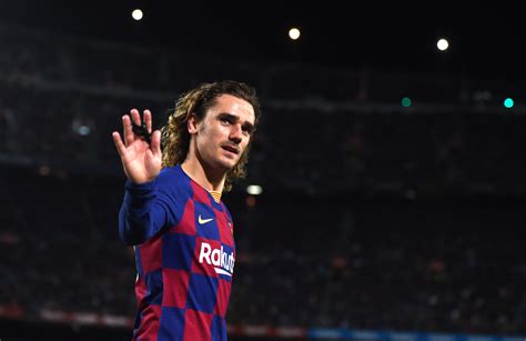 Barcelona menelan kekalahan di leg pertama 16 besar liga champions musim ini. PSG Will Battle Manchester United, Chelsea, and Arsenal For €100M-Rated Barcelona Forward - PSG Talk