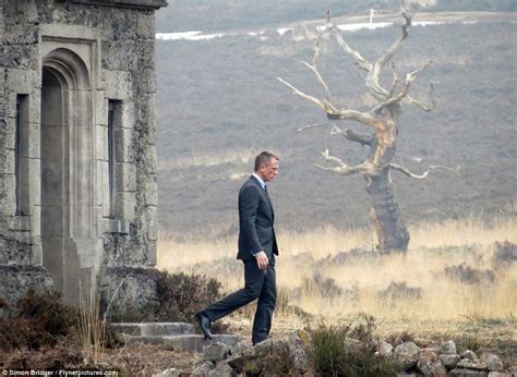 Skyfall James Bonds Countryside Lodge Is Destroyed In A Huge